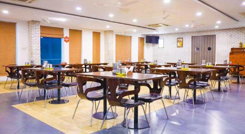 FIRST INN HOTELS CHENNAI - image 5