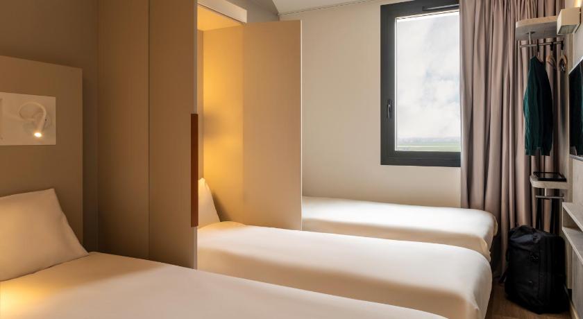 ibis Gonesse photo