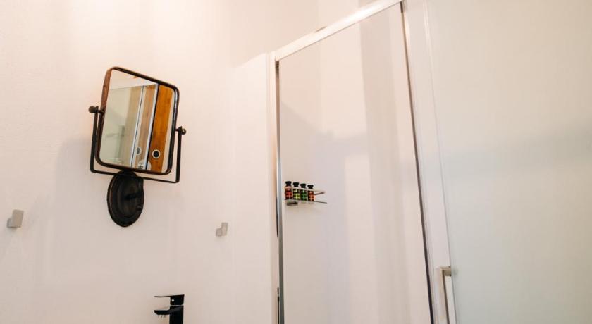 Mesanto Luxury Suites photo