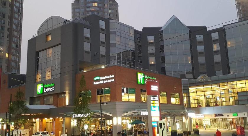 Holiday Inn Express Vancouver Metrotown Burnaby Prices