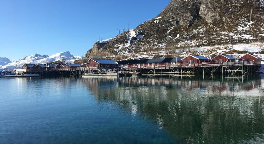More about Lofoten Havfiske & Rorbuopplevelser