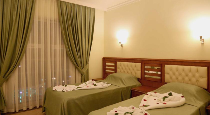 Club Karakas Apart Otel