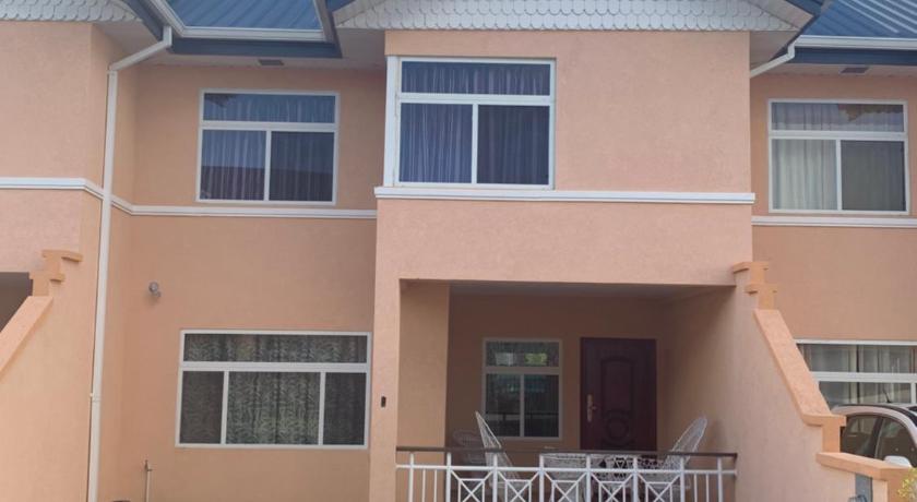 Nzingha's Villa photo