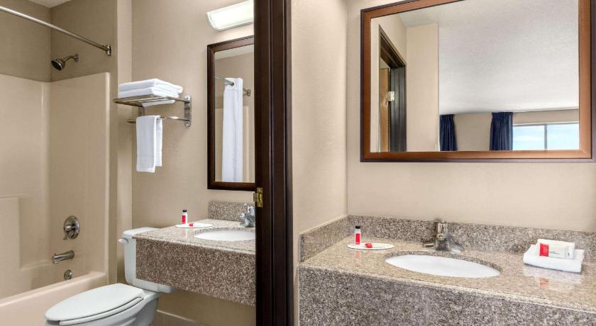 Super 8 By Wyndham Hanover photo
