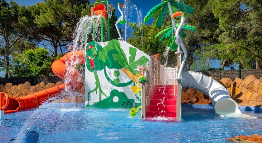 Camping Solmar — Hotel in Costa Brava y Maresme