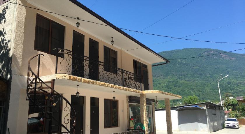 Nart Guesthouse — Hotel in Gagra