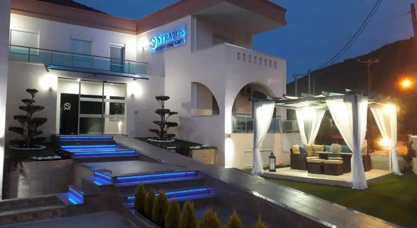 Stratos Deluxe Apartments — Hotel in Thassos