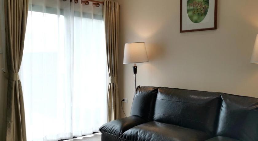 Image of Twin Bed Deluxe 1