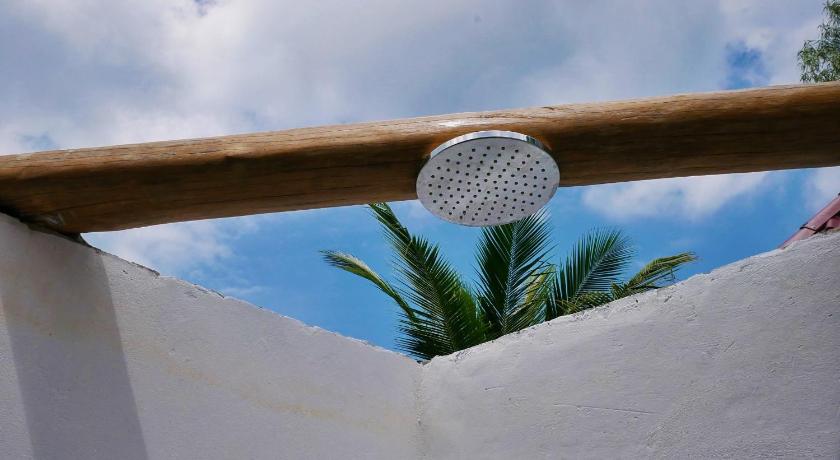 Image of Beach Front Villa with Air Conditioning 14