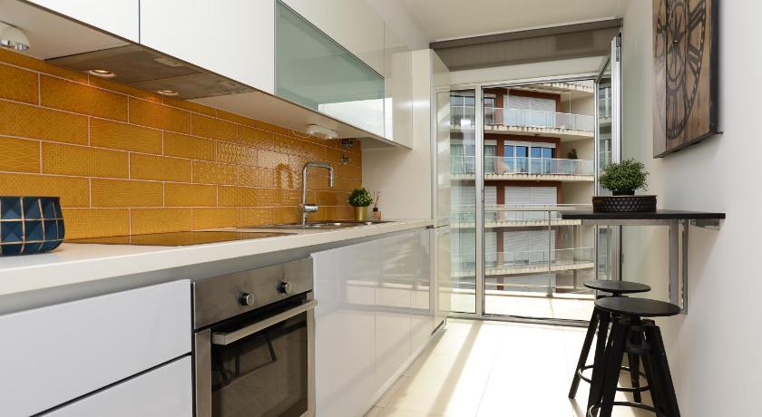 New loft with swimming pool at Parque das Nacoes! photo