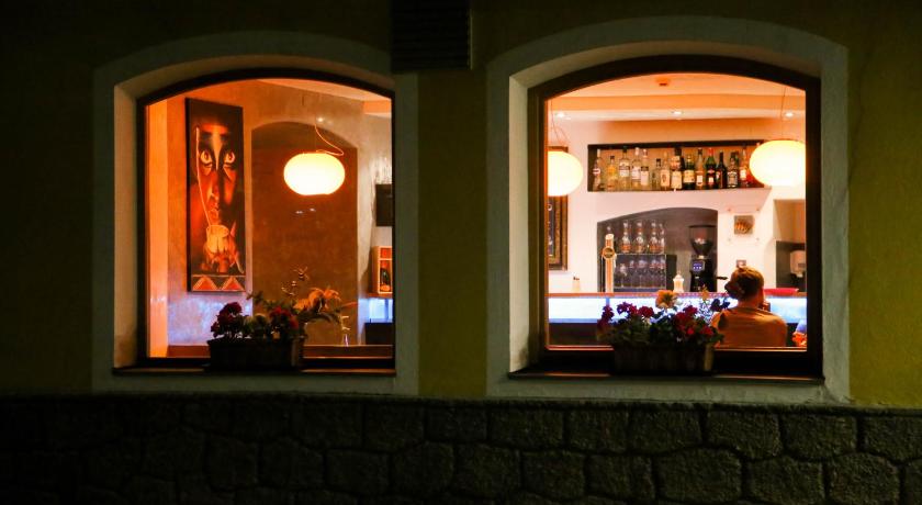 Hotel Schwarzer Adler Sillian photo