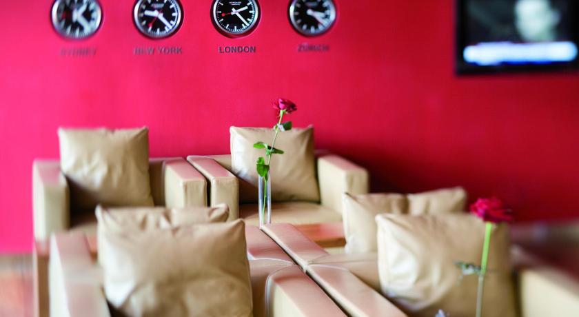 Movenpick Zurich Airport Hotel photo