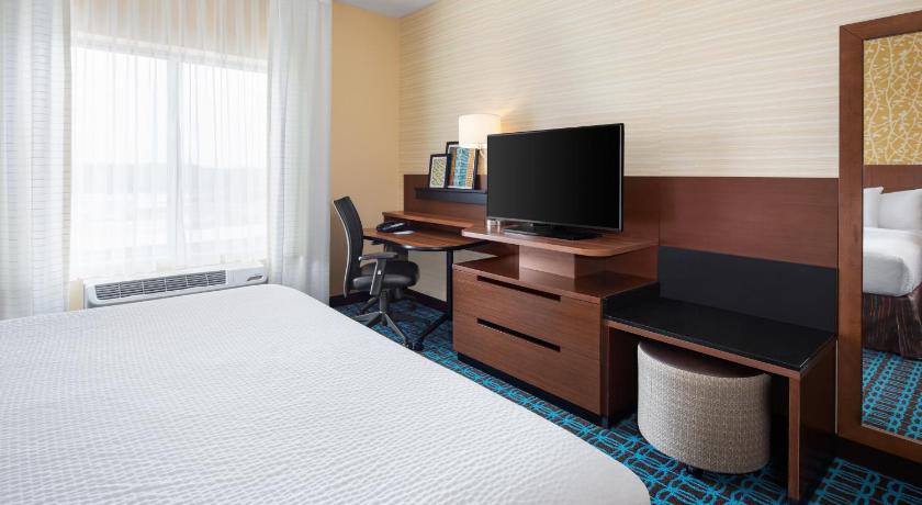 Fairfield Inn & Suites Poplar Bluff photo