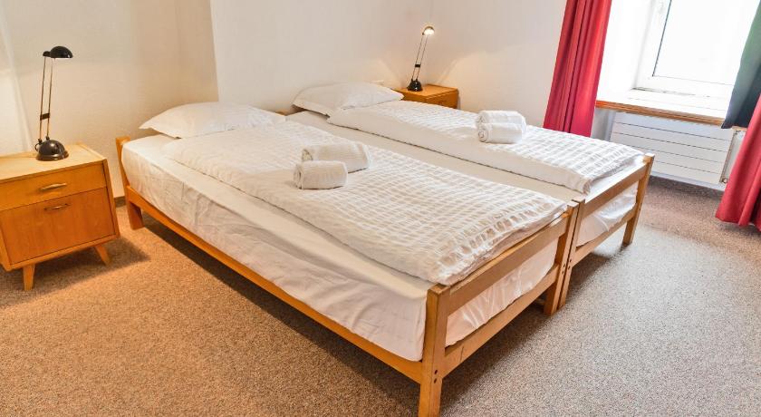 Image of Apartment 3