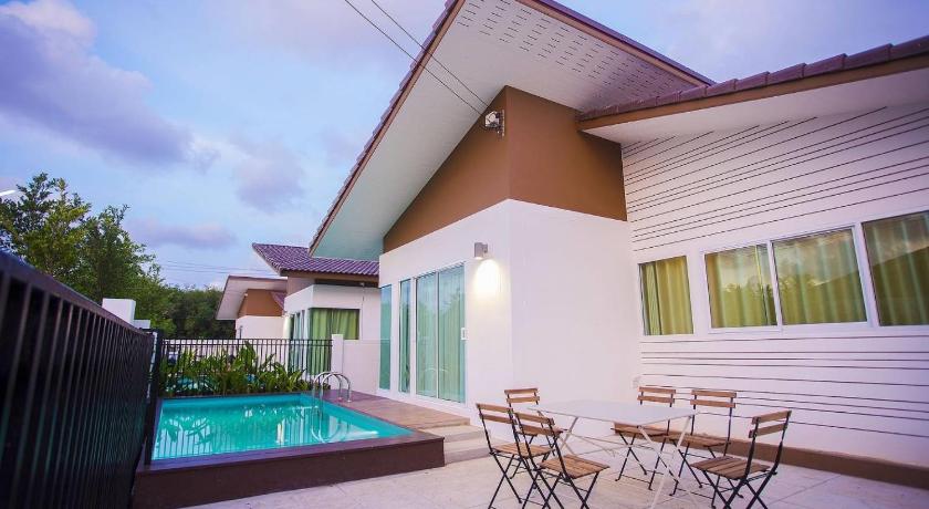 Baan Sabai Pool Villa photo