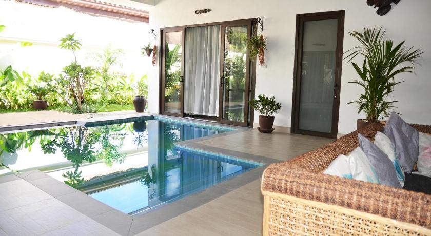 3br Luxury Villa Elena With Private Pool Near Lio Beach In