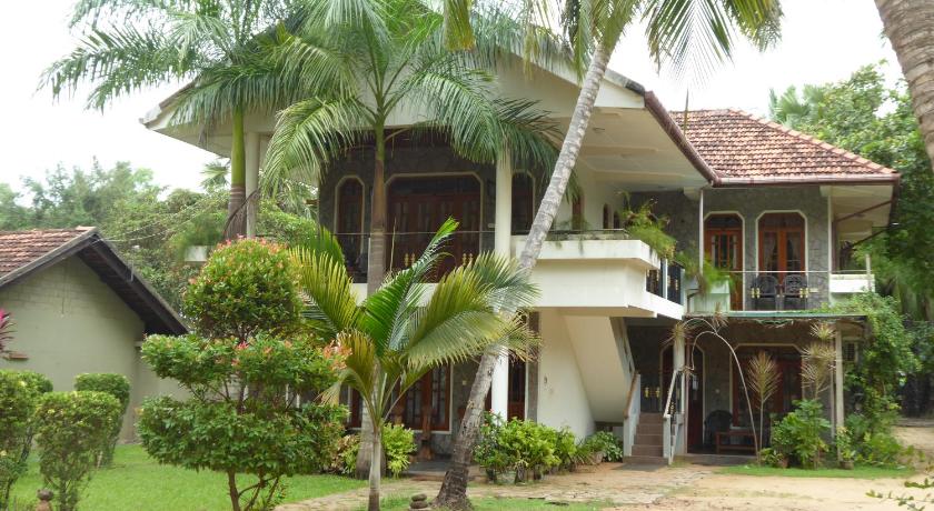 Image of Couple Room 3