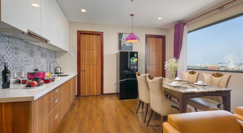 ダナン Lavender Riverside Hotel 4つ星 ホテル レストラン