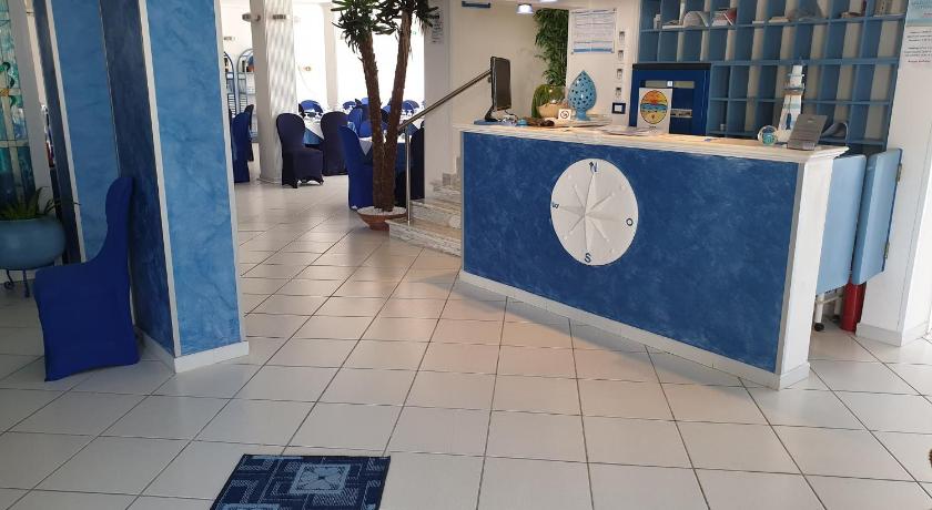 Hotel Caraibisiaco sul mare - image 5