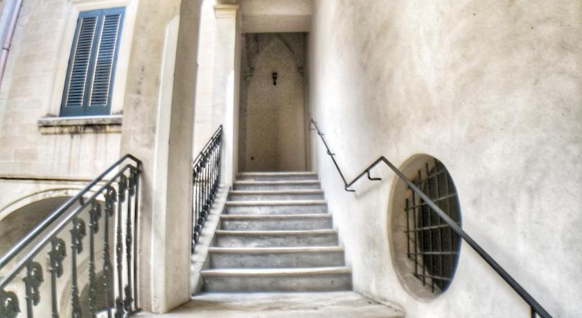 PALAZZO FORLEO Luxury Apartment - image 14