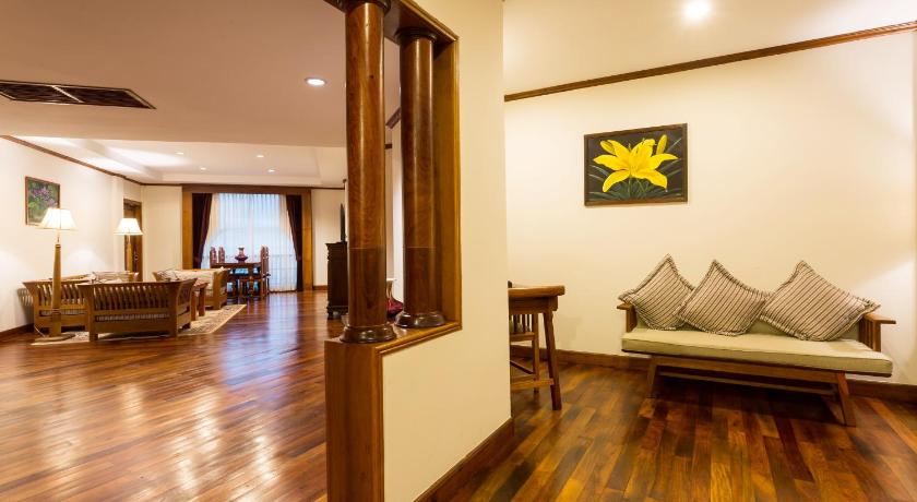Image of King Suite 11