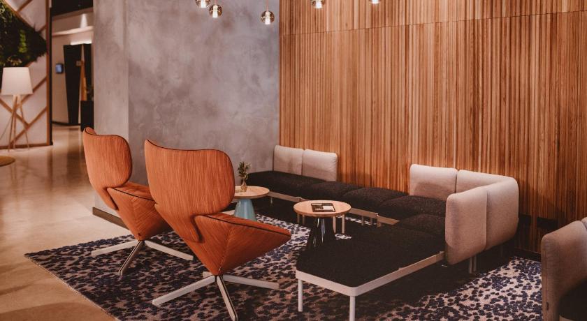 세비야 노보텔 세비야 (Novotel Sevilla) 4성급 호텔 수영장