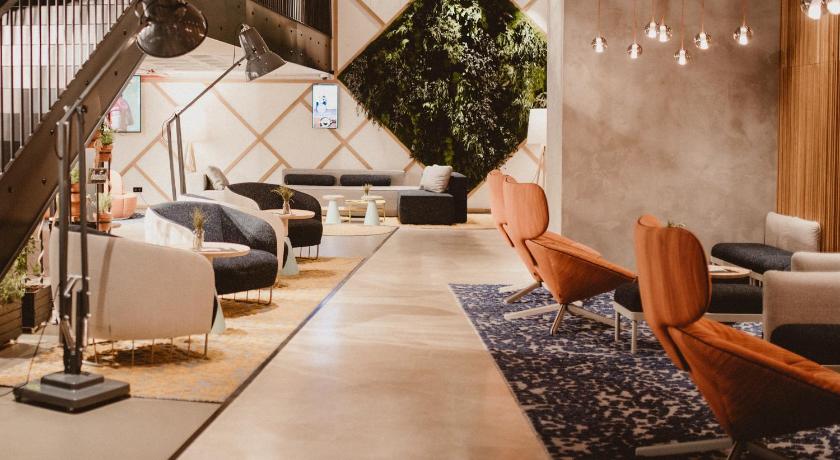 세비야 노보텔 세비야 (Novotel Sevilla) 4성급 호텔 로비