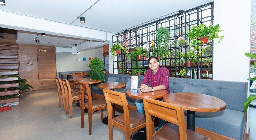 7 Days Premium Hotel Phnom Penh photo