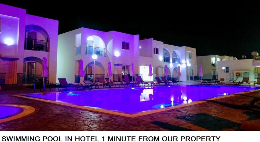 Gevoni Deluxe Suites photo
