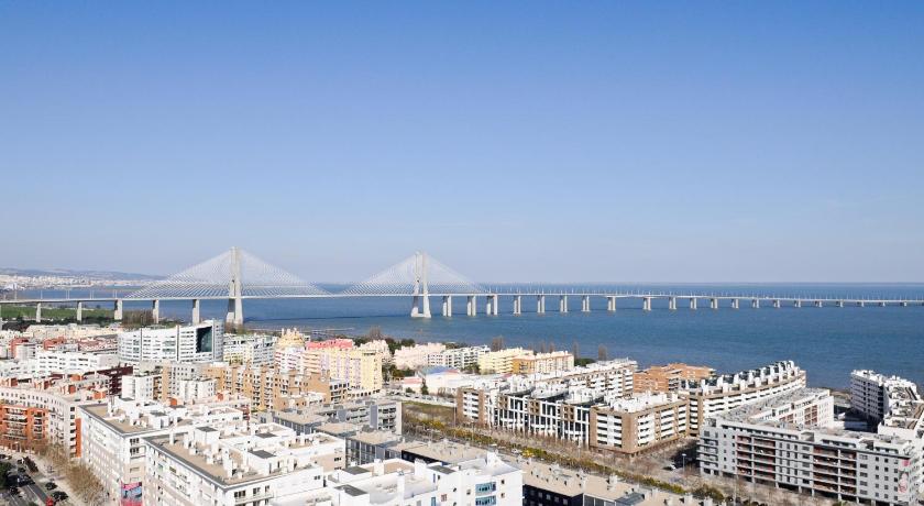 Panoramic Living - image 14