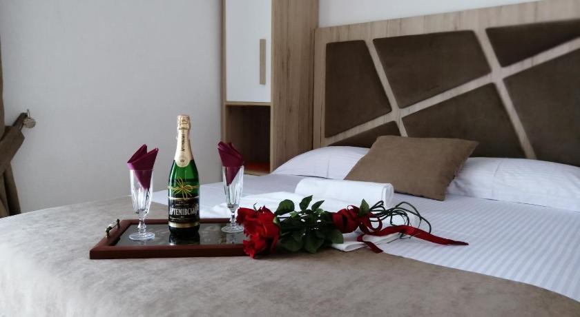 Apartments Gazi — Hotel in Ulcinj