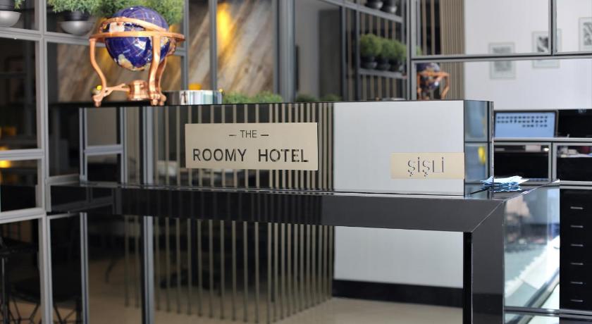 The Roomy Hotel