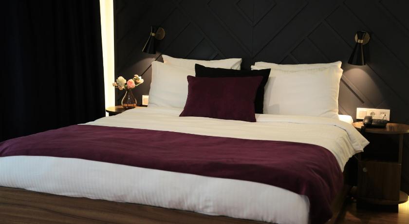 The Roomy Hotel Şişli - image 12