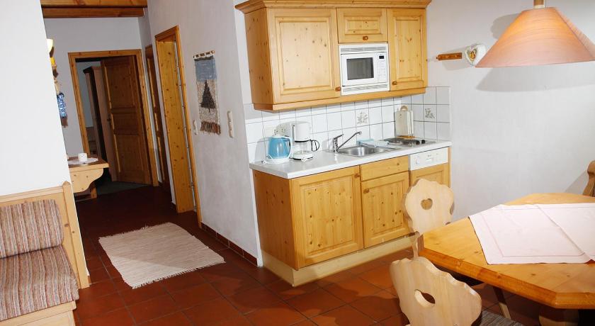 Image of Apartment with Bathroom 14