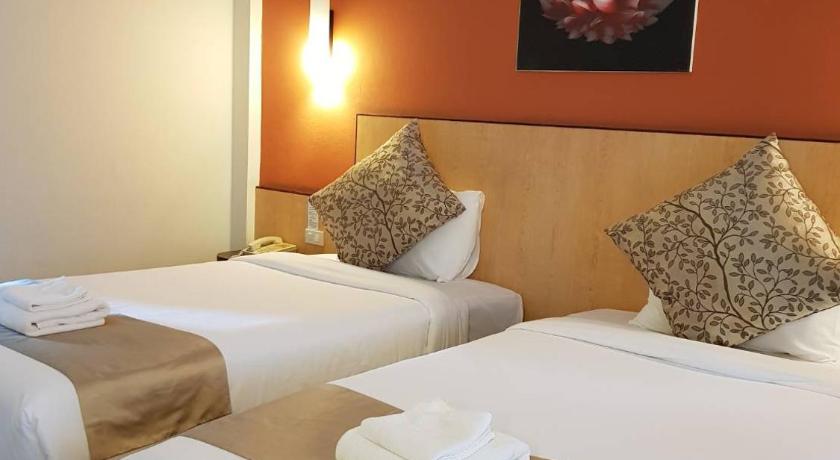Image of Deluxe Garden View Room 12