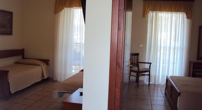 Image of Superior Apartment (2-4 adults) 7