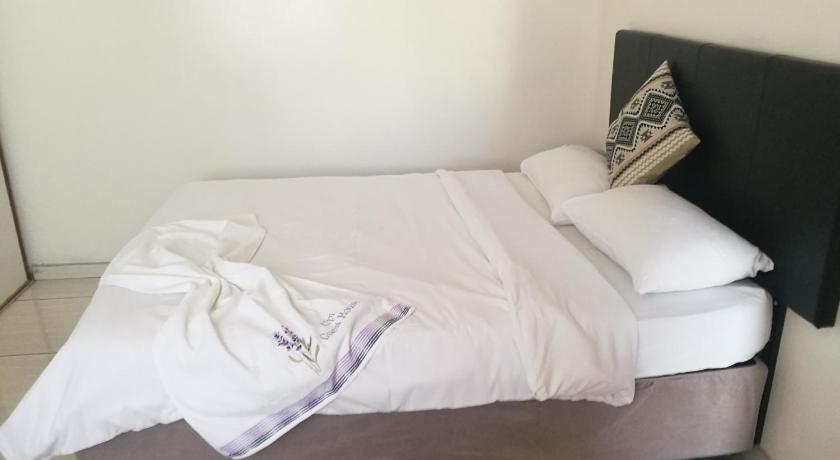 Upi guesthouse — Hotel in Otjiwarongo