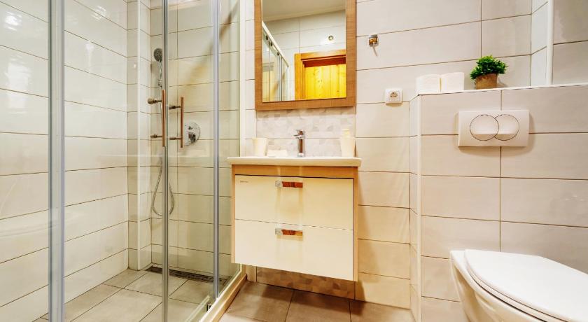 Image of One-Bedroom Apartment 2