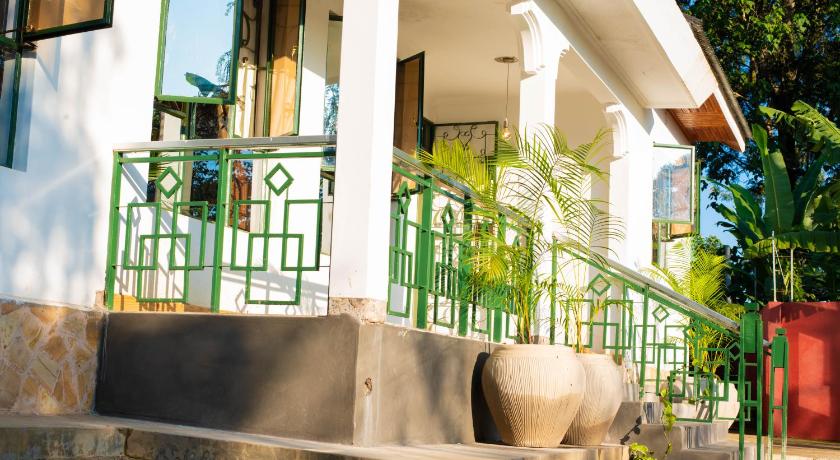 Mambo Hideaway photo