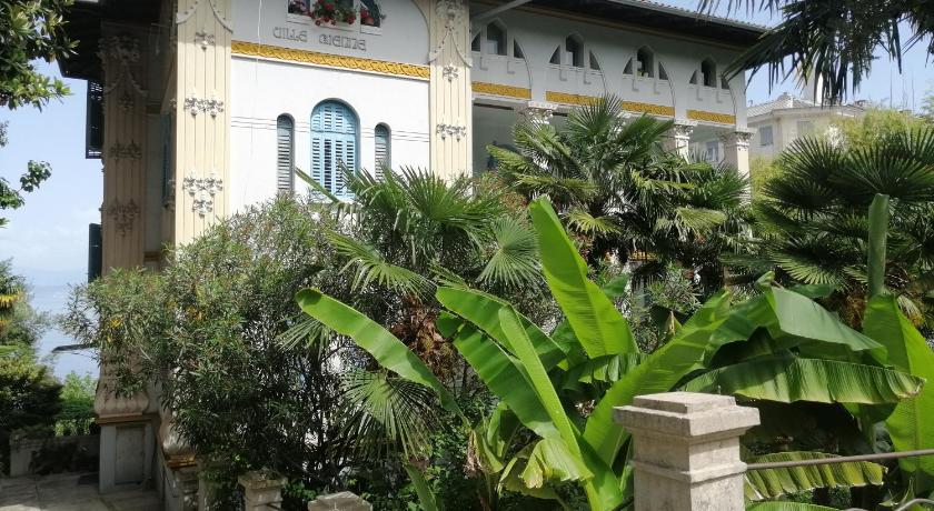 Studio apartman Villa Gianna — Hotel in Lovran