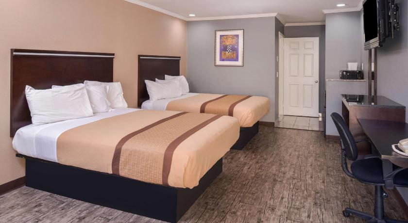 Americas Best Value Laguna Inn & Suites