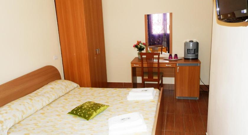 Luana Inn Holiday photo
