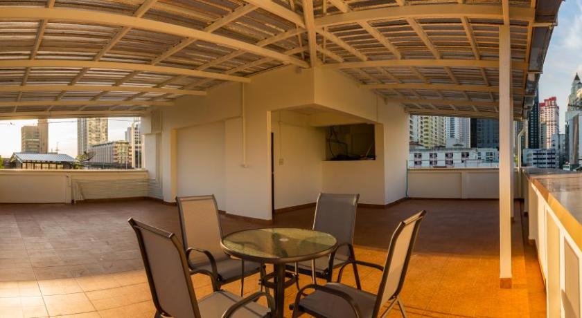 P18 Hotel - image 3