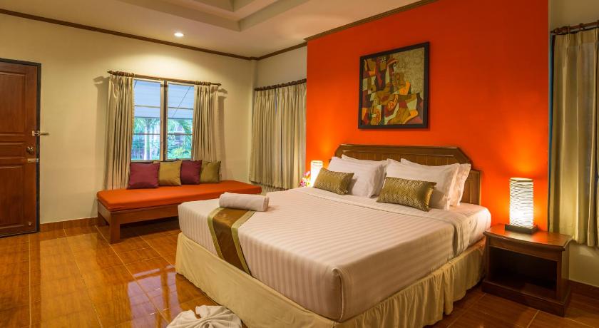 Image of Basic Triple Room 3