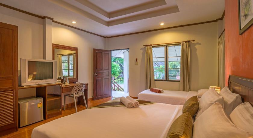 Image of Basic Triple Room 0