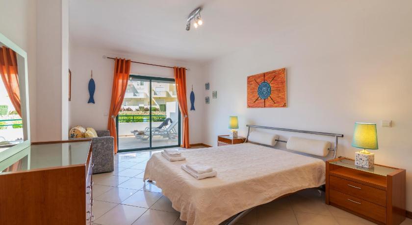 Image of One-Bedroom Apartment 0
