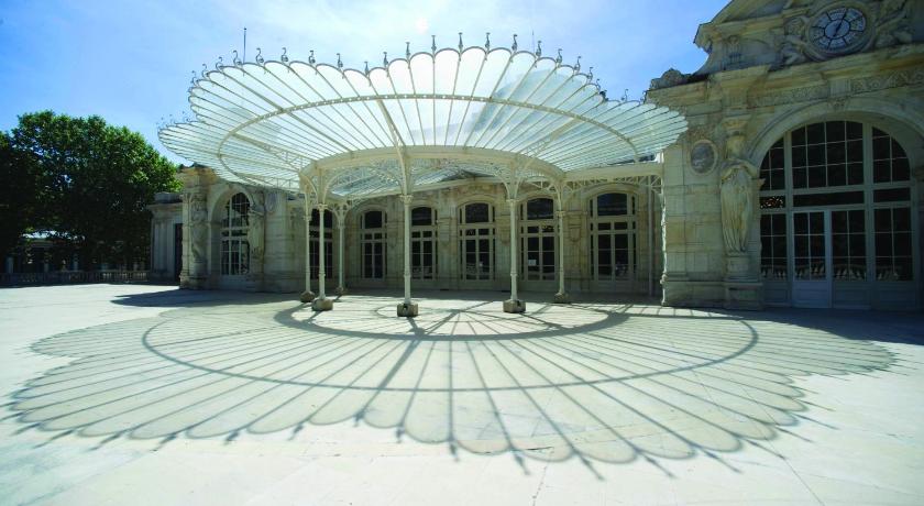 Hotel des Thermes Les Domes photo