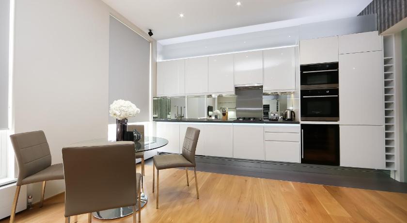 รูปของFlat 7 - Large Studio Apartment With Sky Light 4