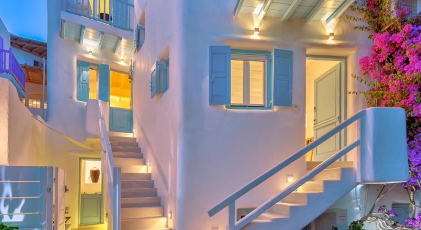 Mykonian Mews Luxury Suites