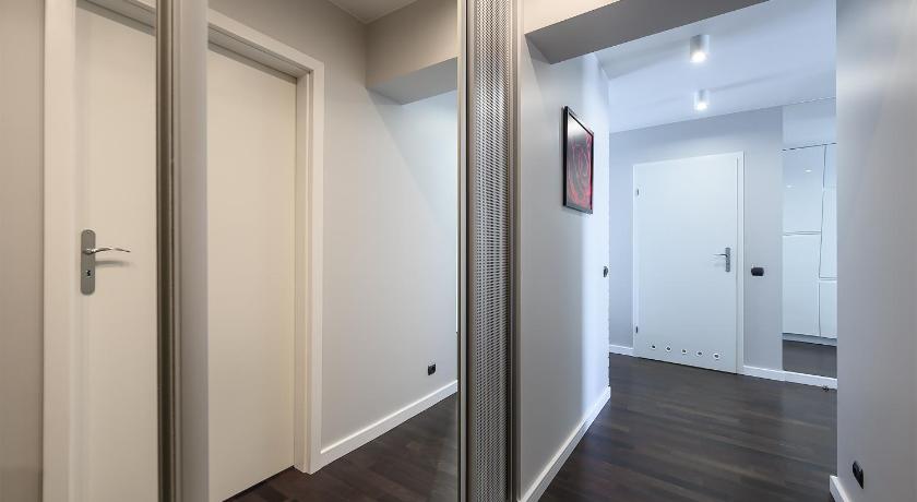 PANORAMA Downtown Apartment by PinPoint photo